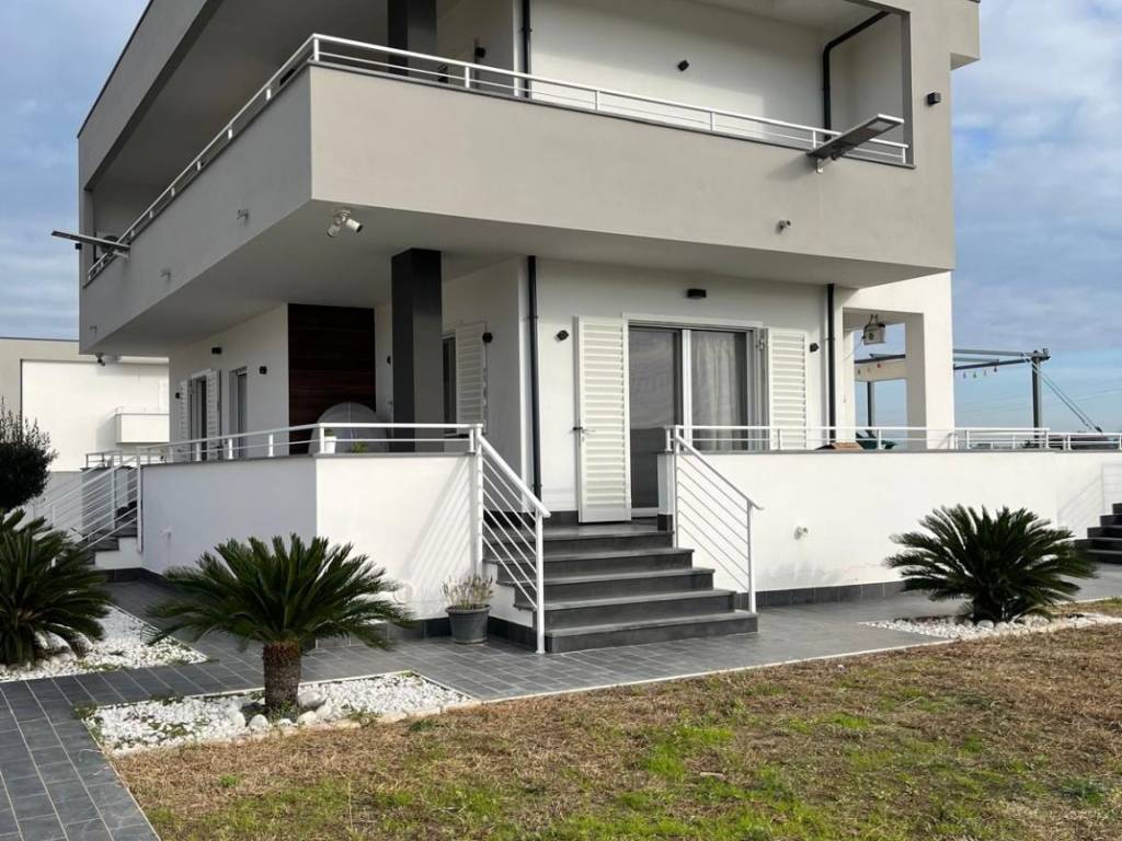 Villa a Villa literno in Via Rubicone - Foto 5