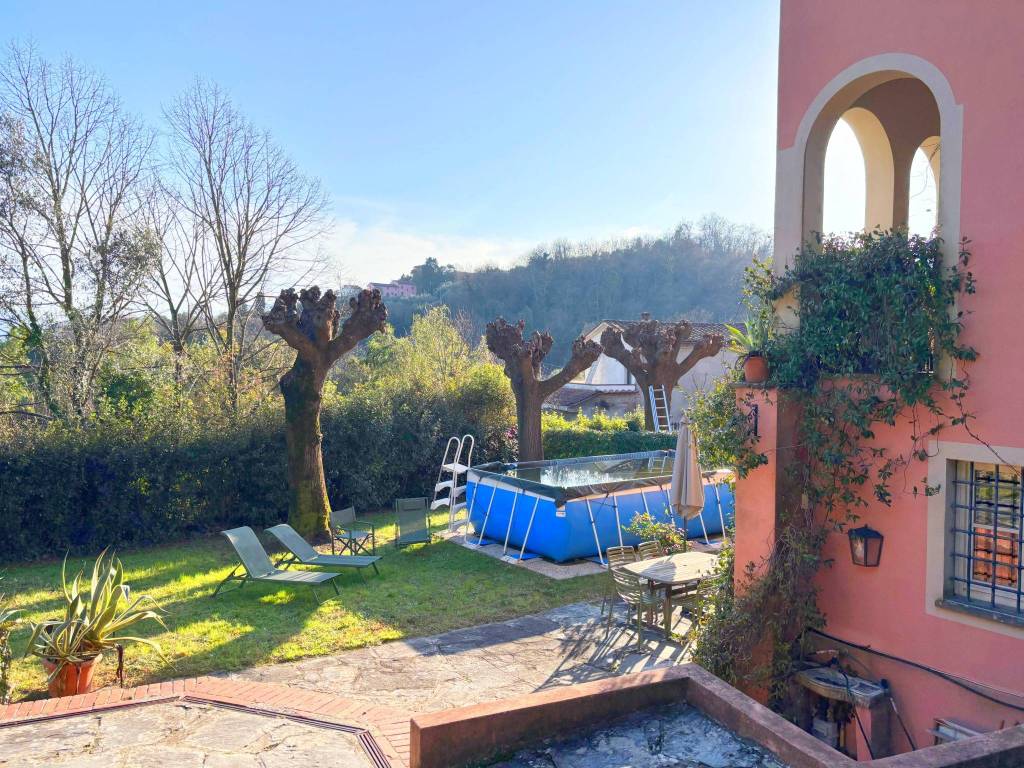 Villa a Lucca in Via dei Bernicchi, 14 - Foto 5