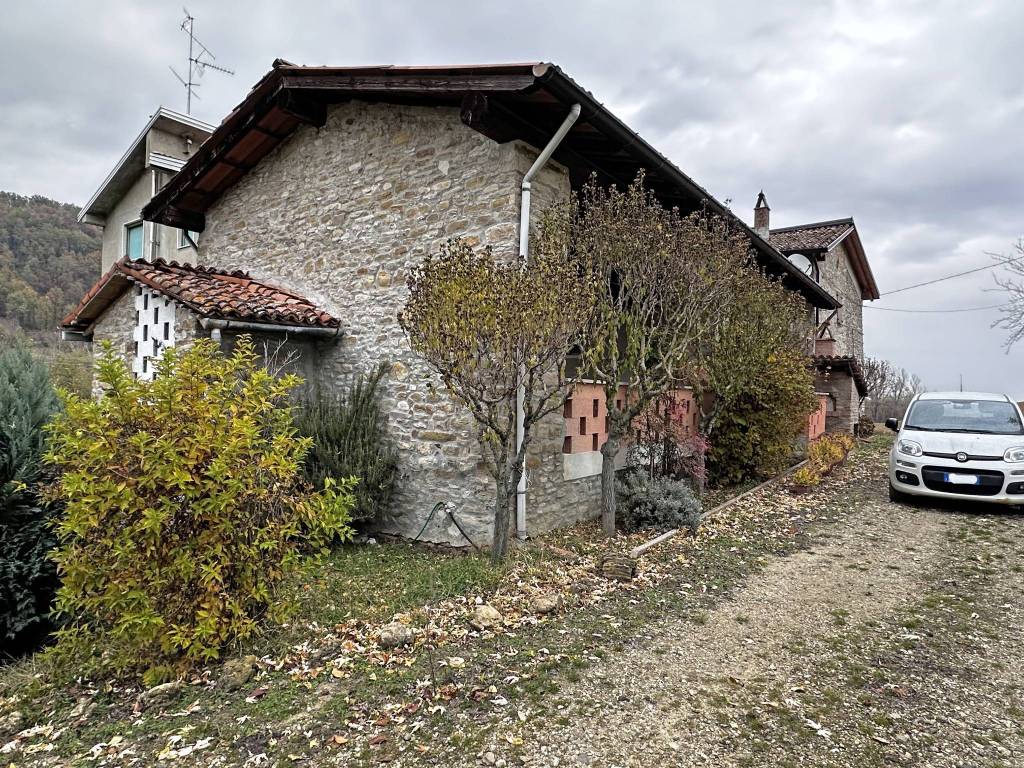 Rustico / casale a Gropparello in Località Veggiola - Foto 5