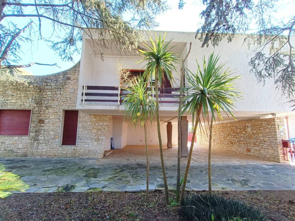 Villa a San donaci in Via Bari - Foto 2