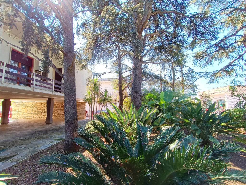 Villa a San donaci in Via Bari - Foto 4