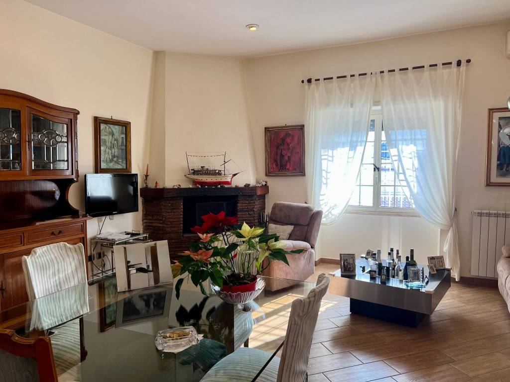 Villa a Fiumicino in Via delle Pinne - Foto 3