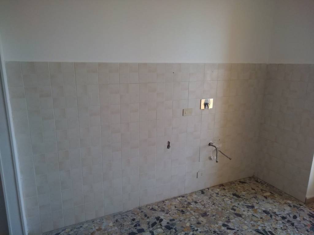 Appartamento a Pinerolo in Via Brigata Cagliari - Foto 3