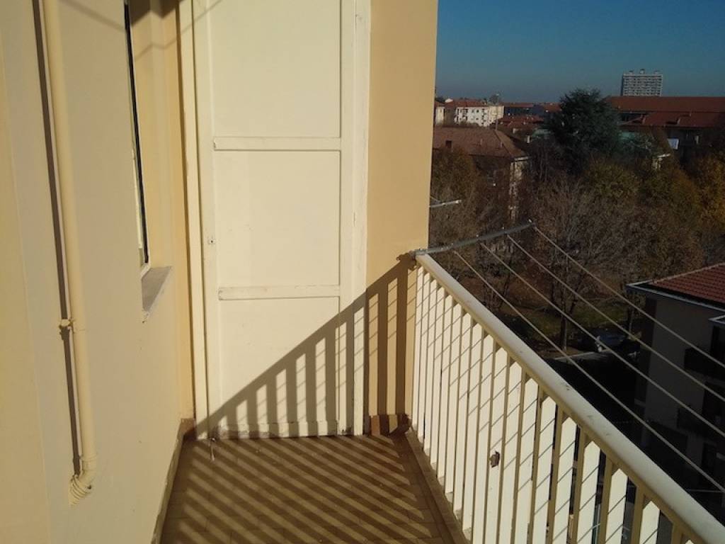Appartamento a Pinerolo in Via Brigata Cagliari - Foto 4