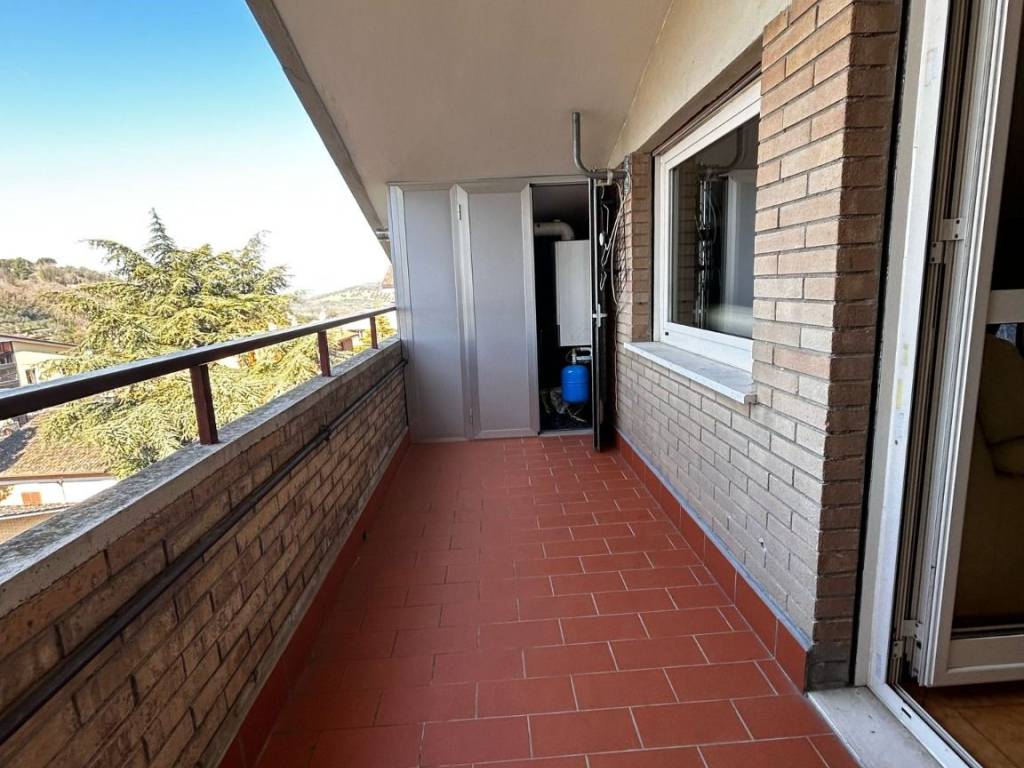 Appartamento a Perugia in Via Giovanni Ambrosi - Foto 2