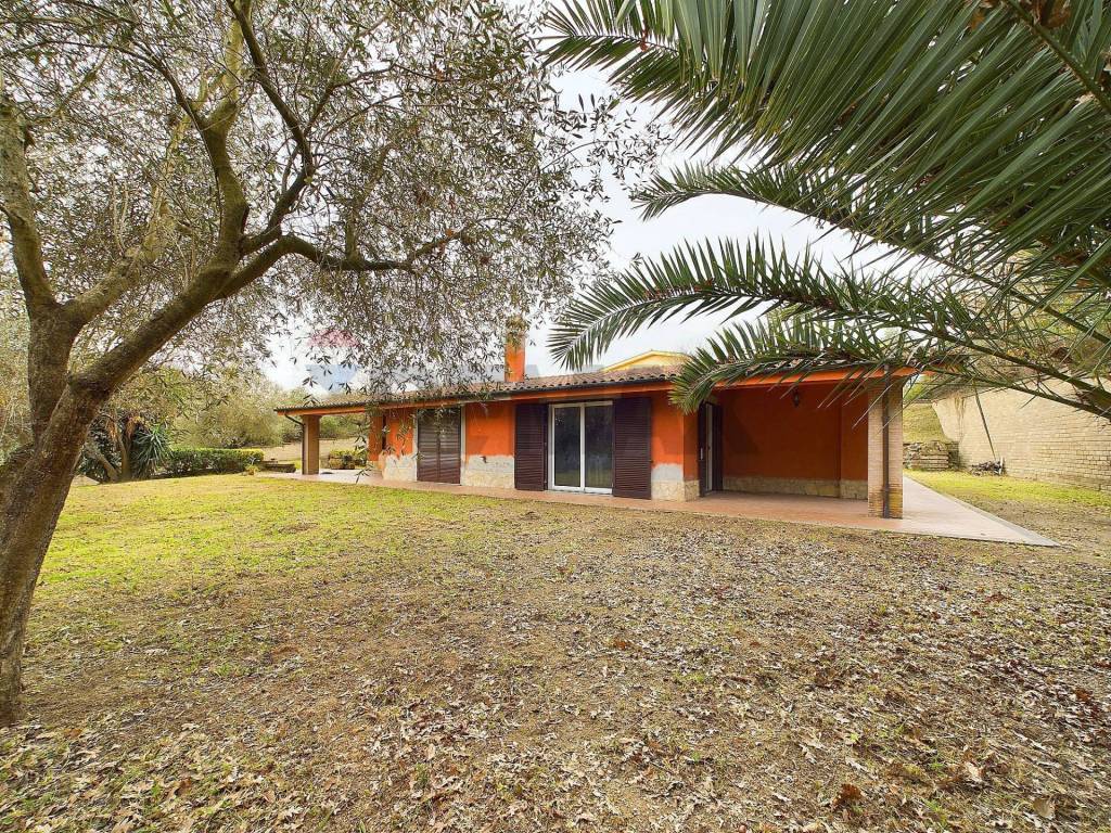 Villa a Formello in via di baccanello, 12 - Foto 2