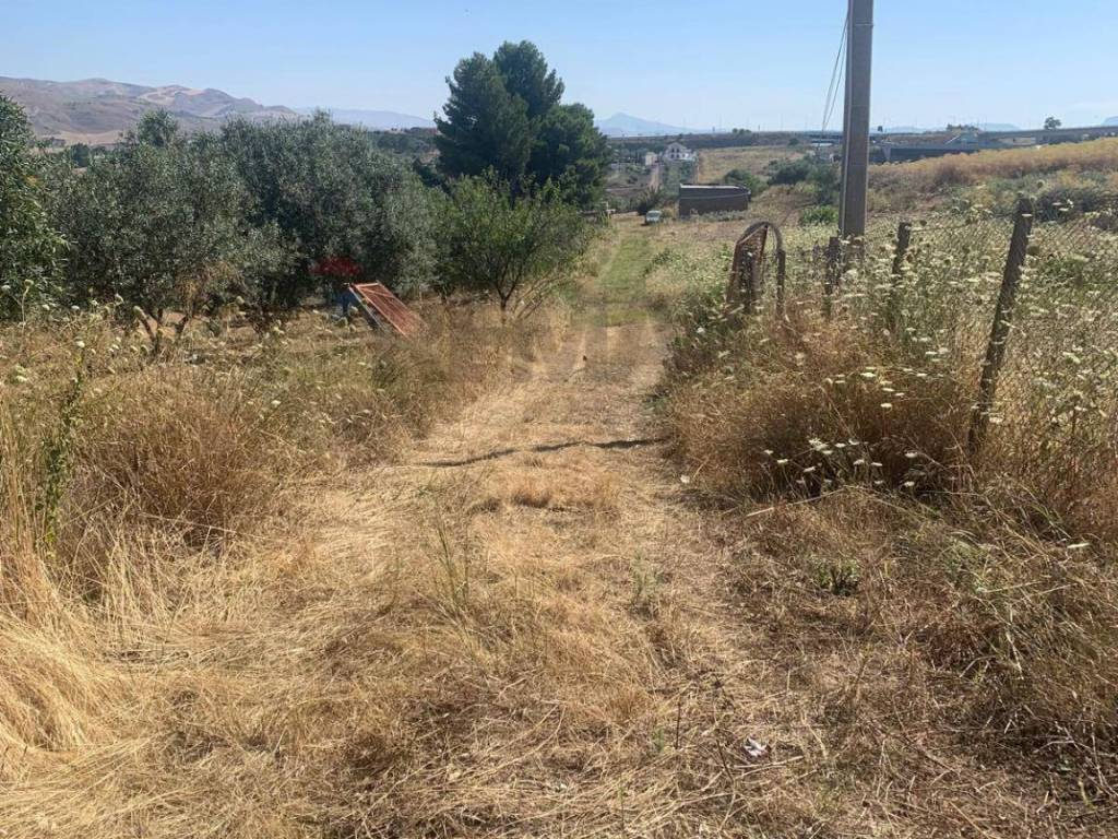 Terreno a Caltanissetta in Contrada xirbi - Foto 5