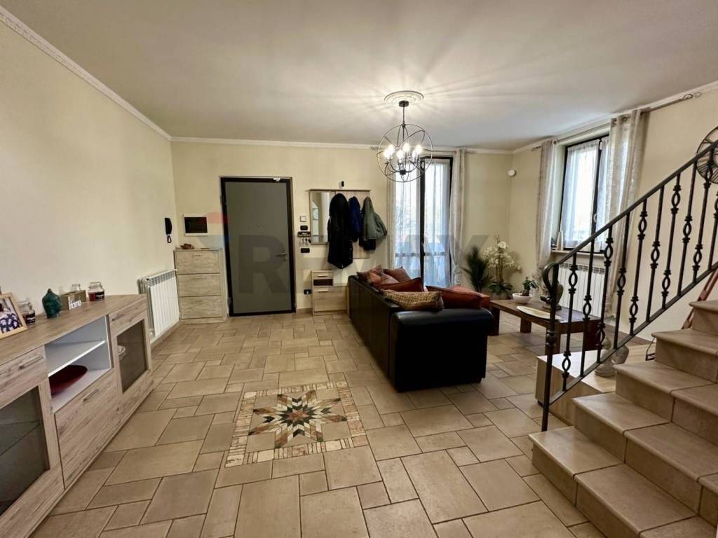 Villetta a schiera a Sannazzaro de' burgondi - Foto 2