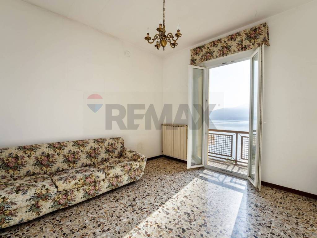 Villa a Oggebbio in Via natale Polli - Foto 4