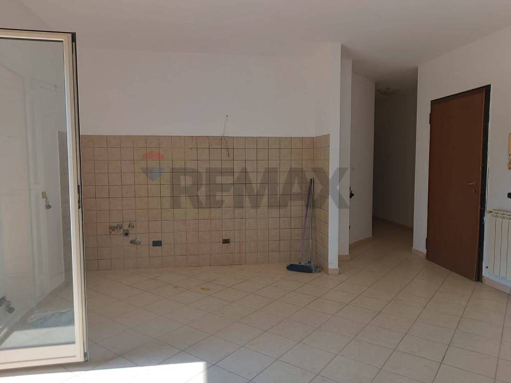 Appartamento a Ardea in viale marino - Foto 3