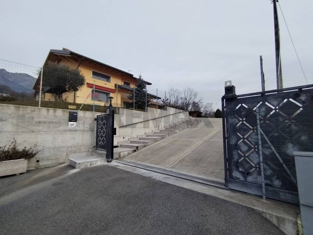 Villa a San gregorio nelle alpi in Via Dell'Emigrante - Foto 4