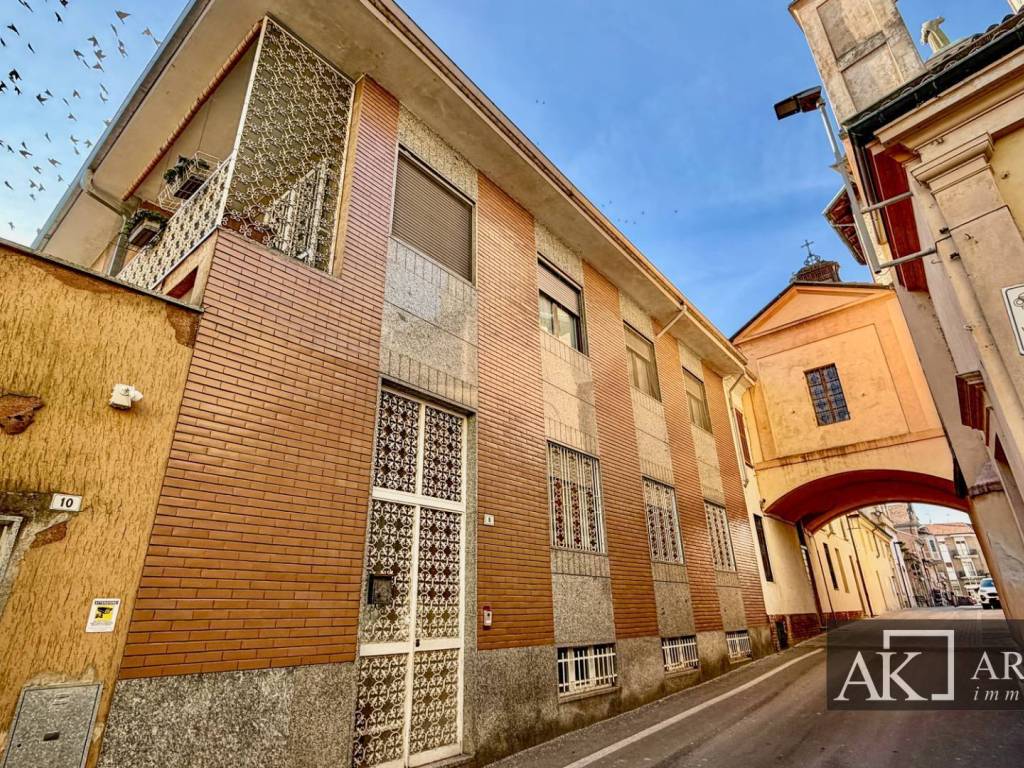 Villa a Cerano in Via Beato Pacifico, 6 - Foto 2