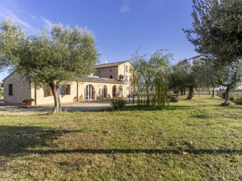 Appartamento a Montecosaro in Localita' Piane di Chienti 33 - Foto 2