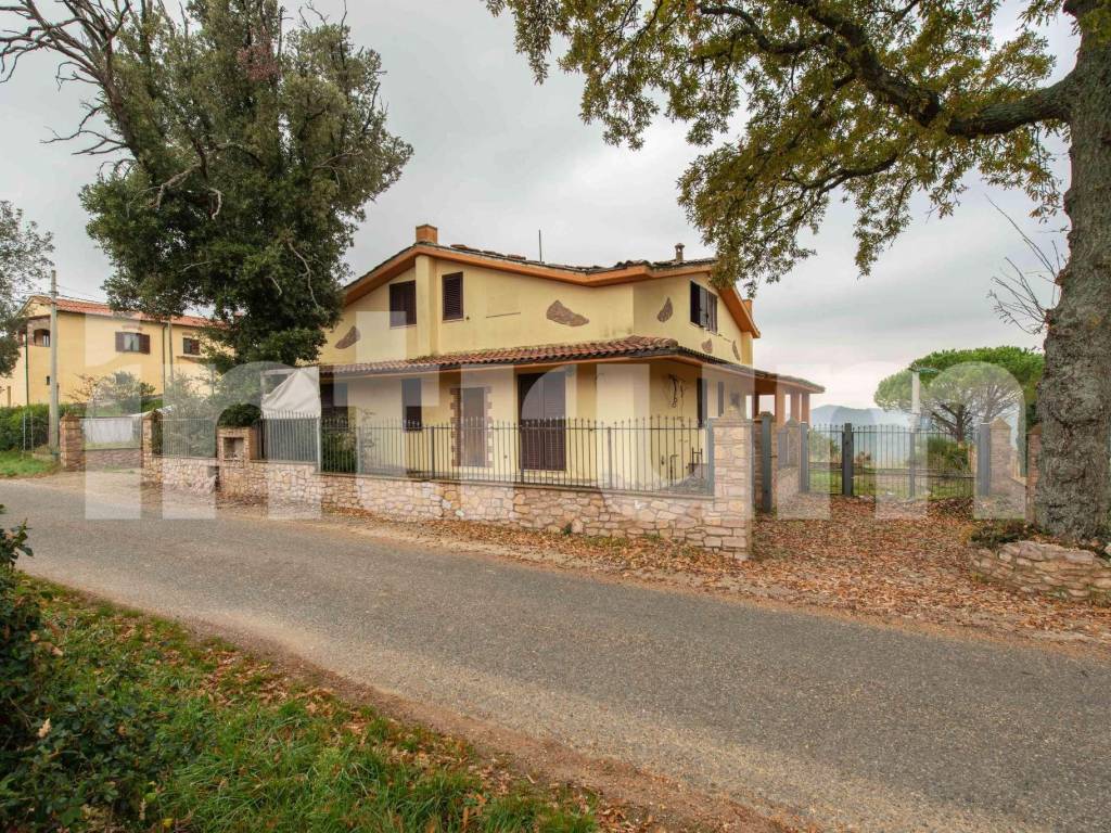 Villa a Monterotondo marittimo in strada provinciale Del Frassine - Foto 4