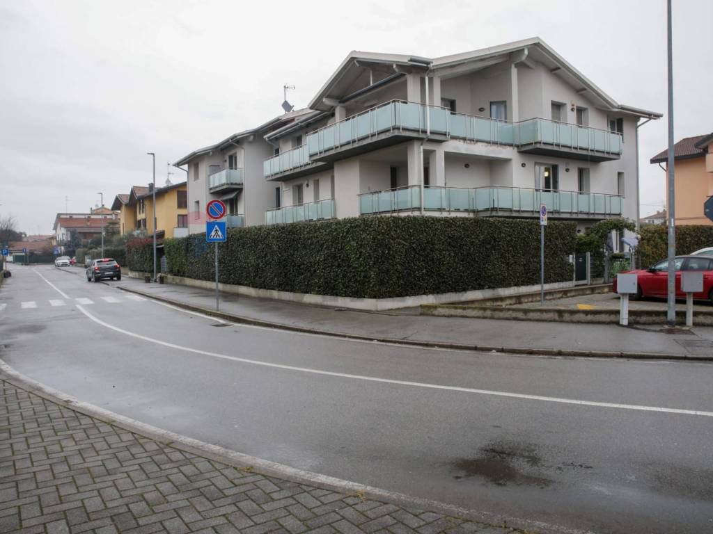 Appartamento a Cadorago in via Dante, 15 - Foto 2
