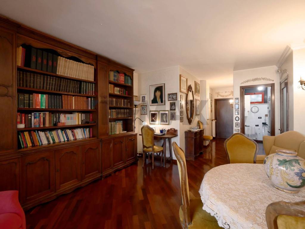 Appartamento a Noicattaro in Via delle Querce, 22 - Foto 2