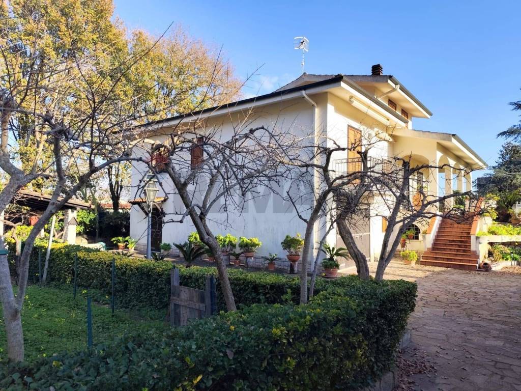 Villa a Santi cosma e damiano in Via Francesco Baracca, 74 - Foto 2