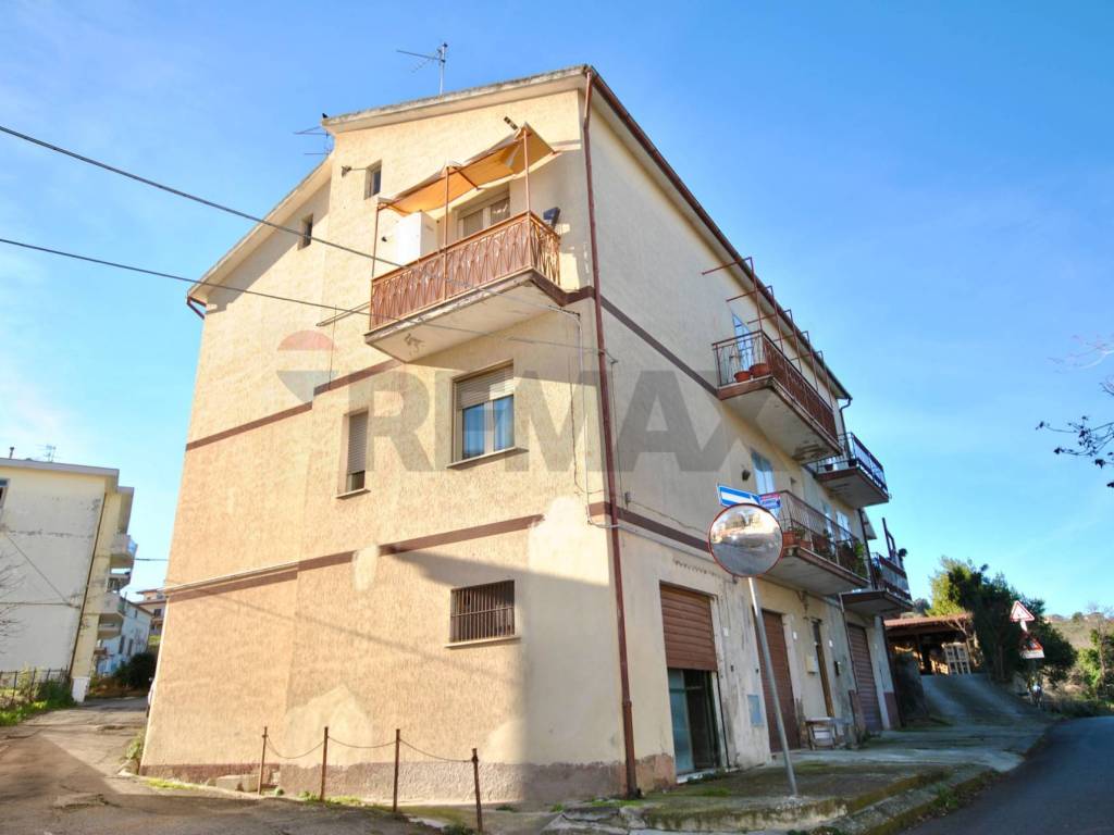 Immobile a Loreto aprutino in via roma, 79 - Foto 5