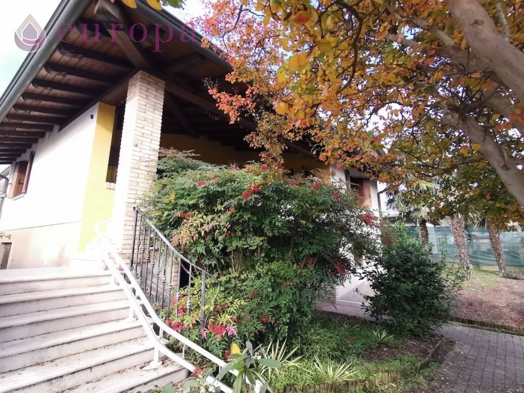 Villa a Prata di pordenone in via opitergina - Foto 2