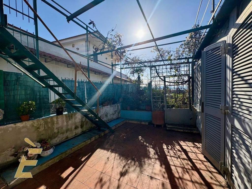 Rustico / casale a Torre del greco in Via Pagliarone, 11 - Foto 5