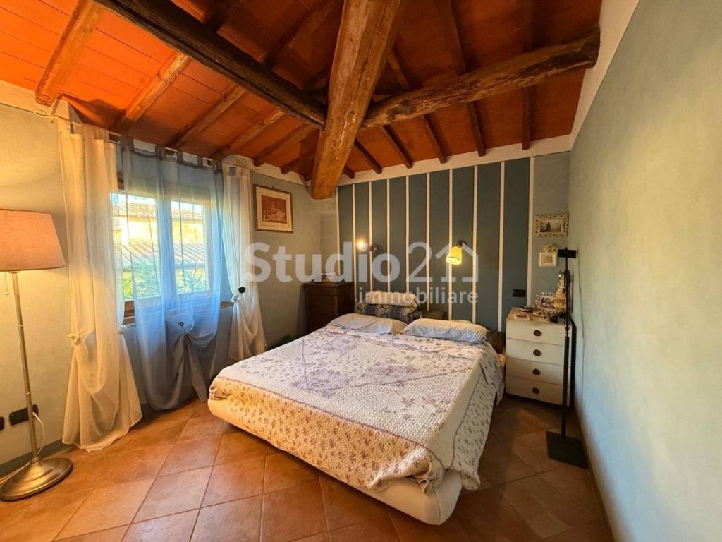 Rustico / casale a Reggello in località olmo - Foto 4