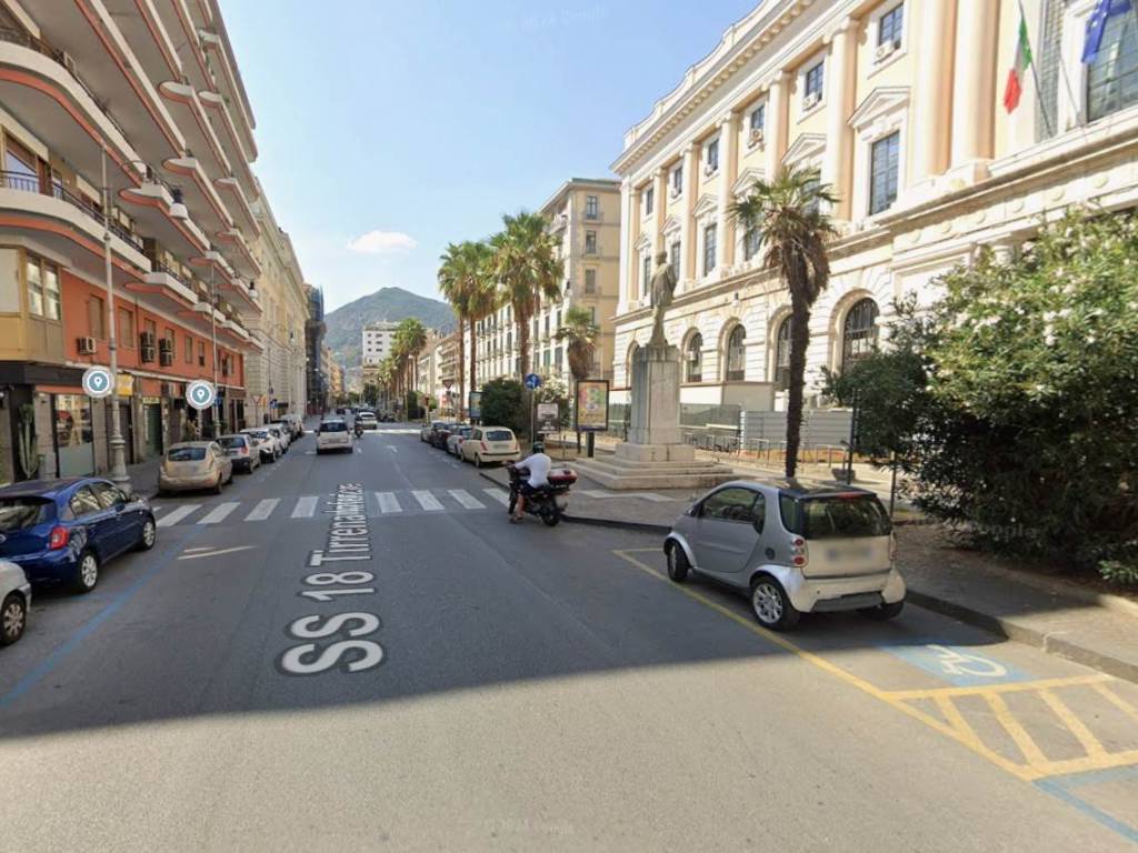 Immobile a Salerno in Corso Giuseppe Garibaldi, 175 - Foto 4