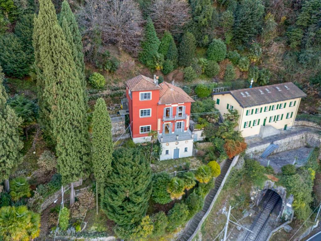 Villa a Bellano in Via 20 Settembre, 63 - Foto 3