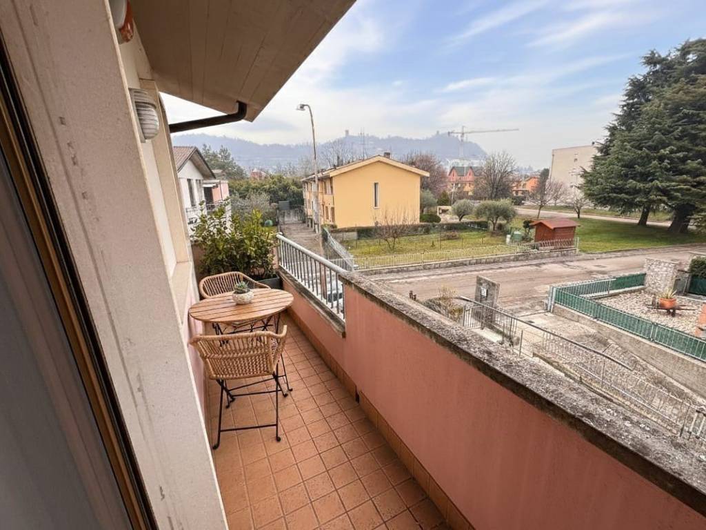 Villa a Montecchio maggiore in Via Padre I. Beschin - Foto 4