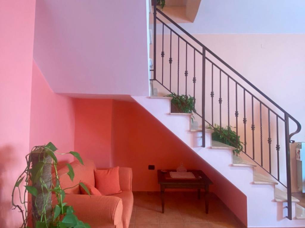 Casa indipendente a Sant'onofrio in Via Roma - Foto 3