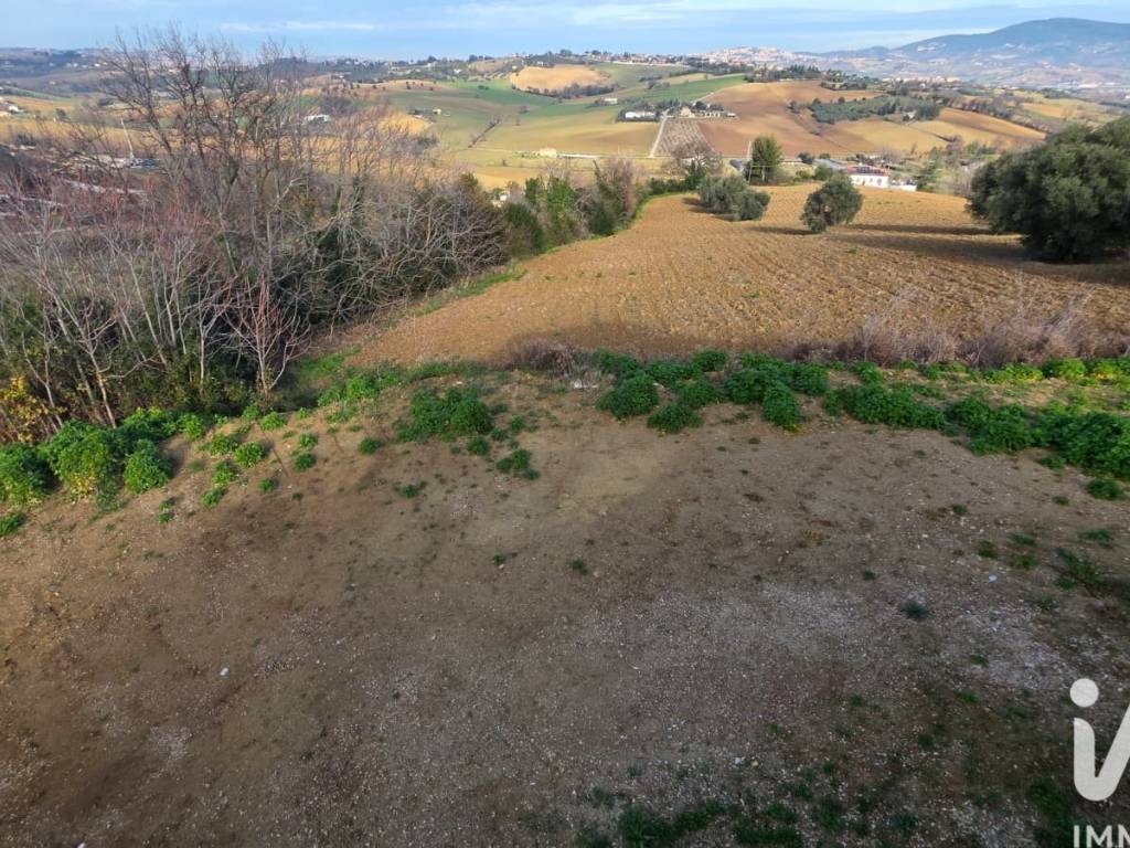 Terreno a Castelfidardo in Via via podgora, 0 - Foto 3