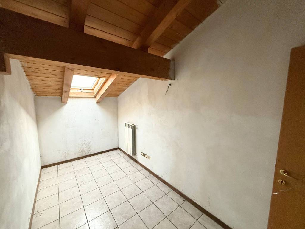 Attico / mansarda a Cislago - Foto 4