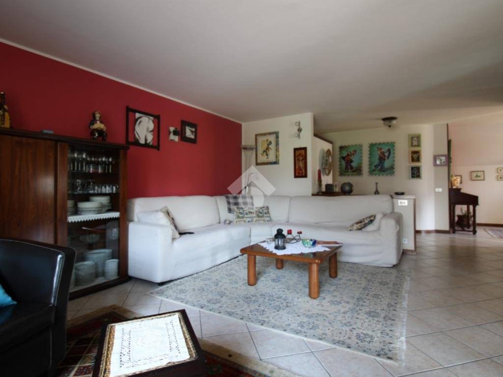 Villa a Romano di lombardia in Via XXV Aprile, 39 - Foto 4