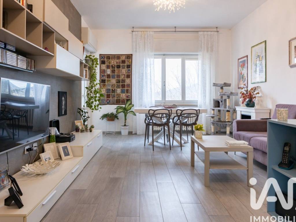 Appartamento a Fabriano in Via DEI CAPPUCCINI, 94 - Foto 3