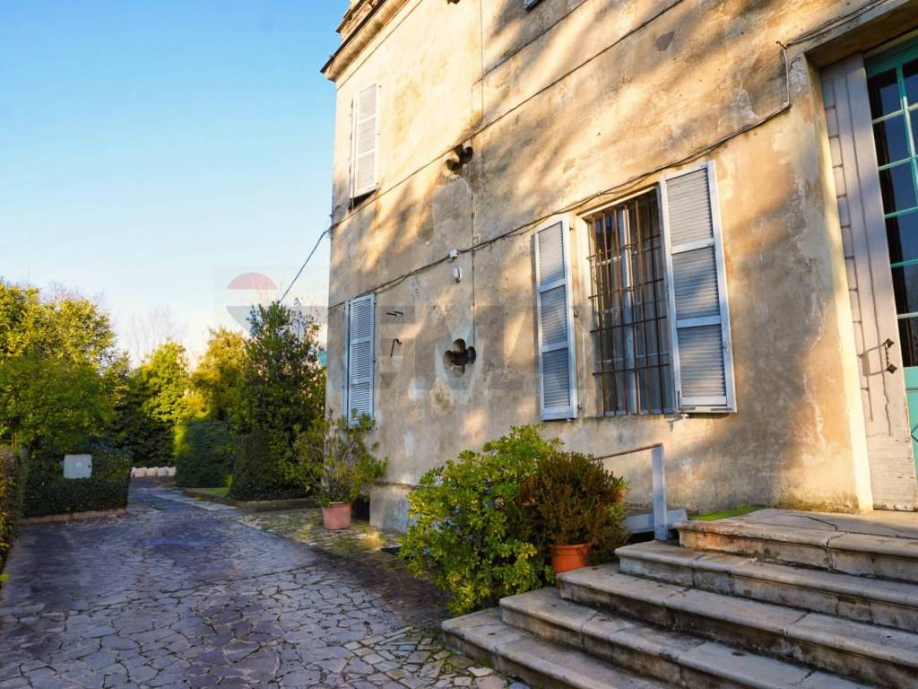 Villa a Reggio emilia in Via Della Repubblica, 64 - Foto 3