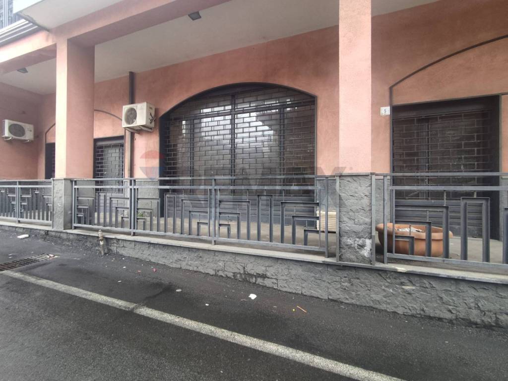 Immobile a Camporotondo etneo in VIA IV NOVEMBRE - Foto 4