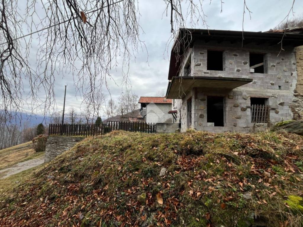 Rustico / casale a Bellano in Località Buse - Foto 2