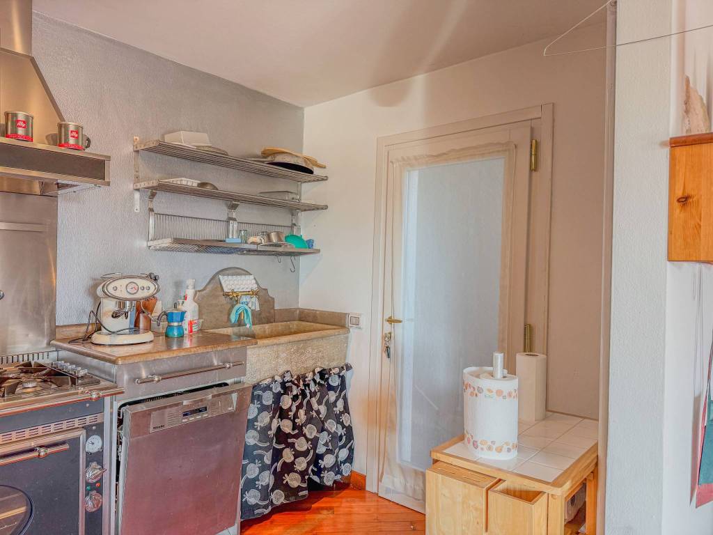 Appartamento a Padenghe sul garda in Via G. Puccini - Foto 5