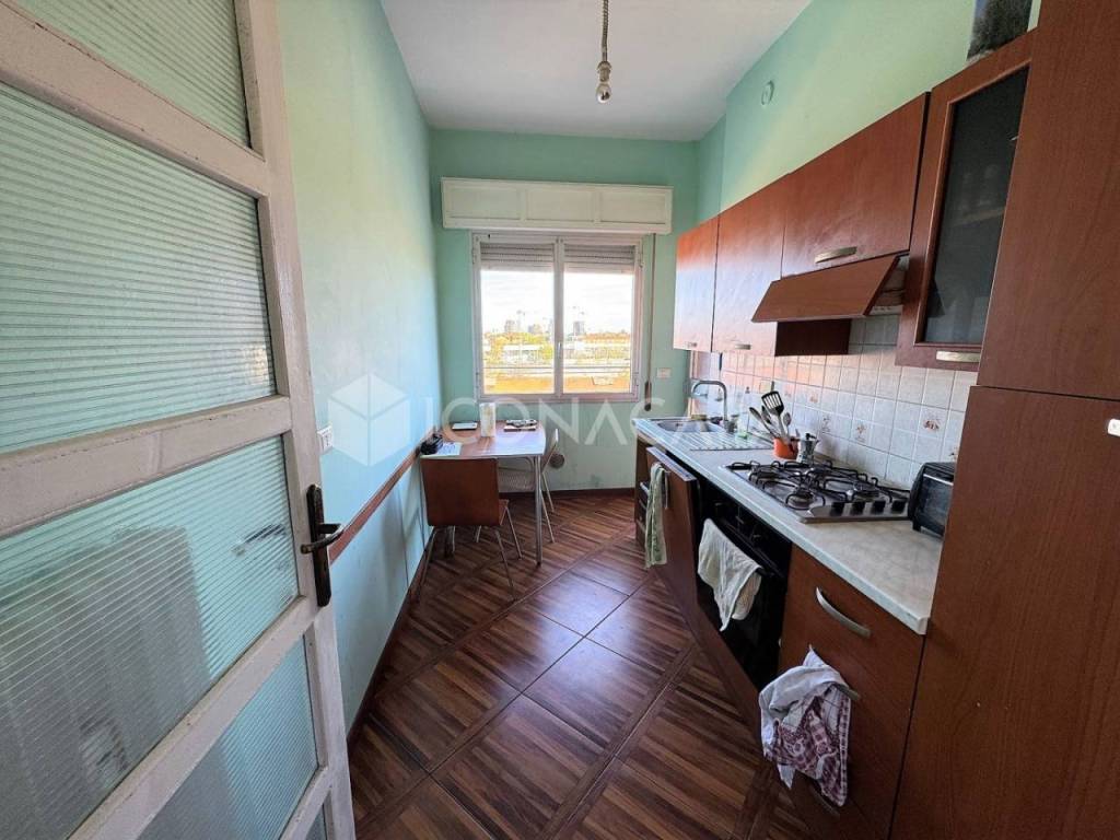 Appartamento a Bologna in Via Paolo Bovi Campeggi, 15 - Foto 2