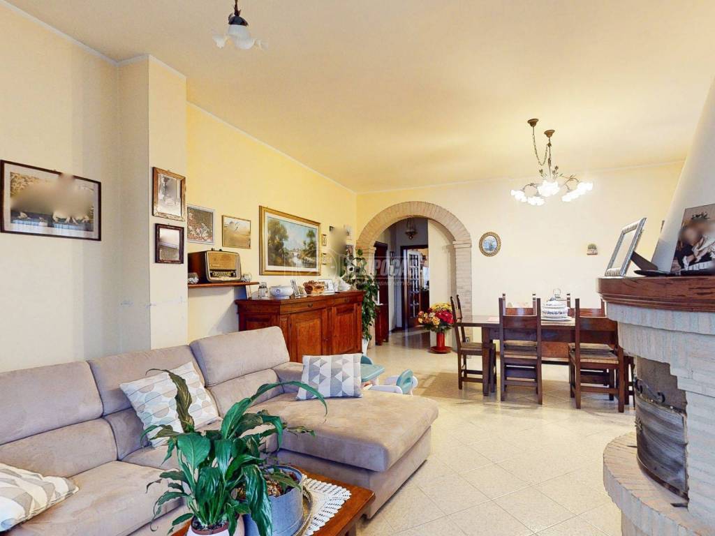 Casa indipendente a Castellarano in Via radici in monte - Foto 2