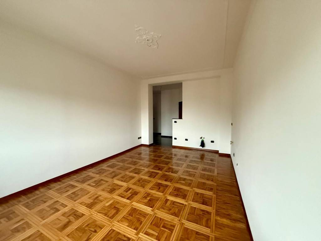 Appartamento a Borgo san dalmazzo in Corso Barale, 10 - Foto 3
