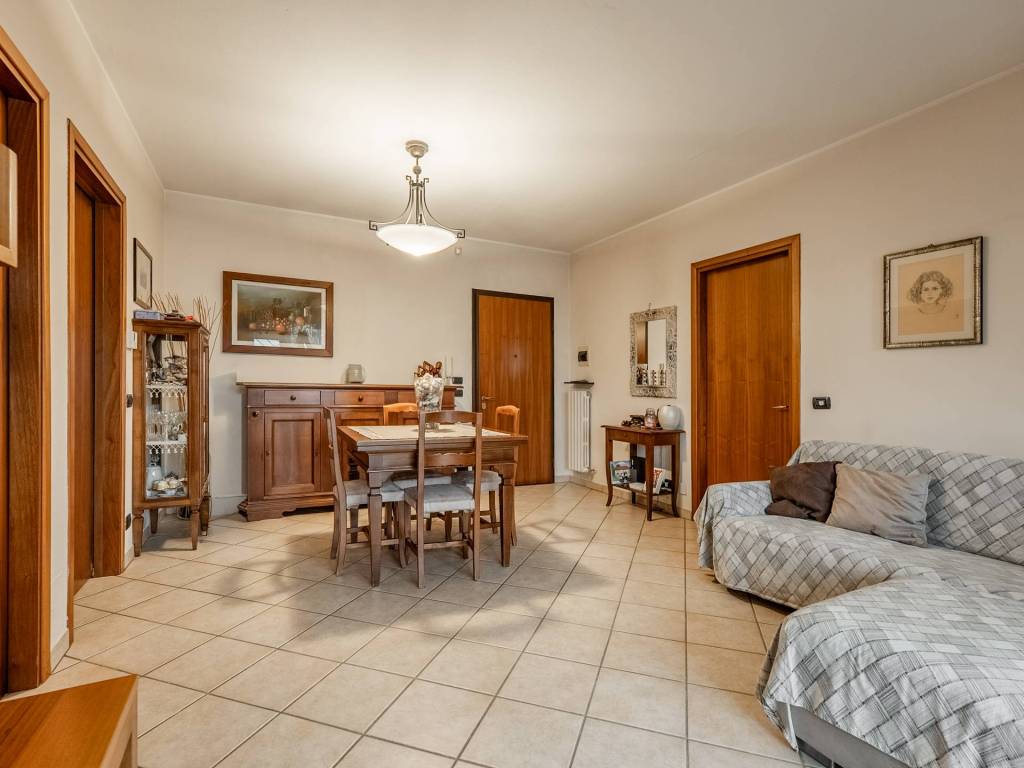 Appartamento a Casalgrande in Via Karl Marx - Foto 5