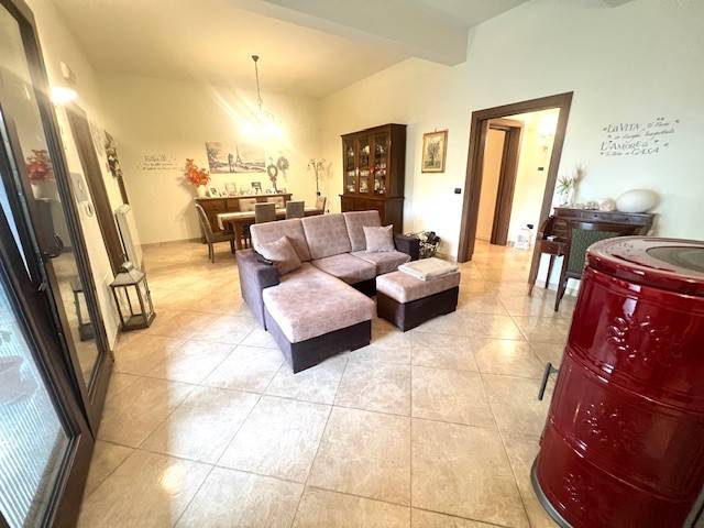 Villa a Mesagne in Via Taormina - Foto 2