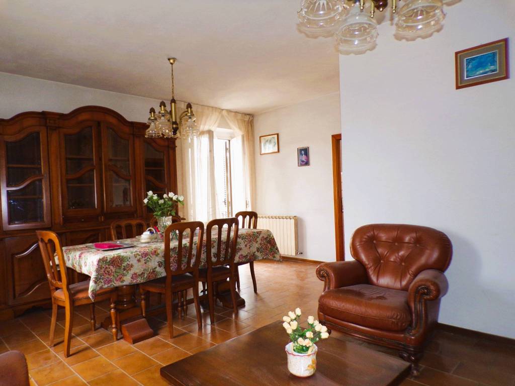 Appartamento a Gualdo tadino in Località Pieve di Compresseto - Foto 2