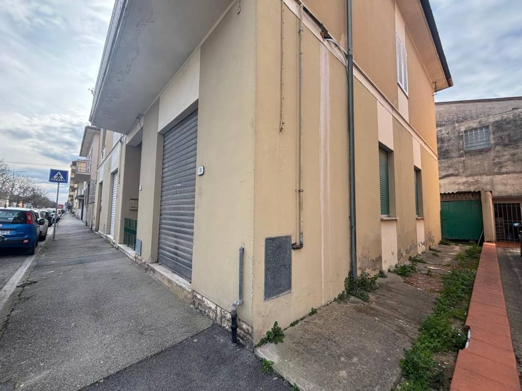 Immobile a Ponsacco in Viale 1 Maggio - Foto 4