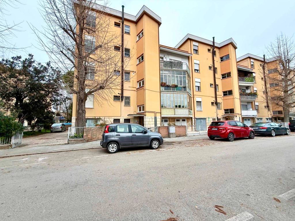 Appartamento a Ravenna in Via Pola, 8 - Foto 2
