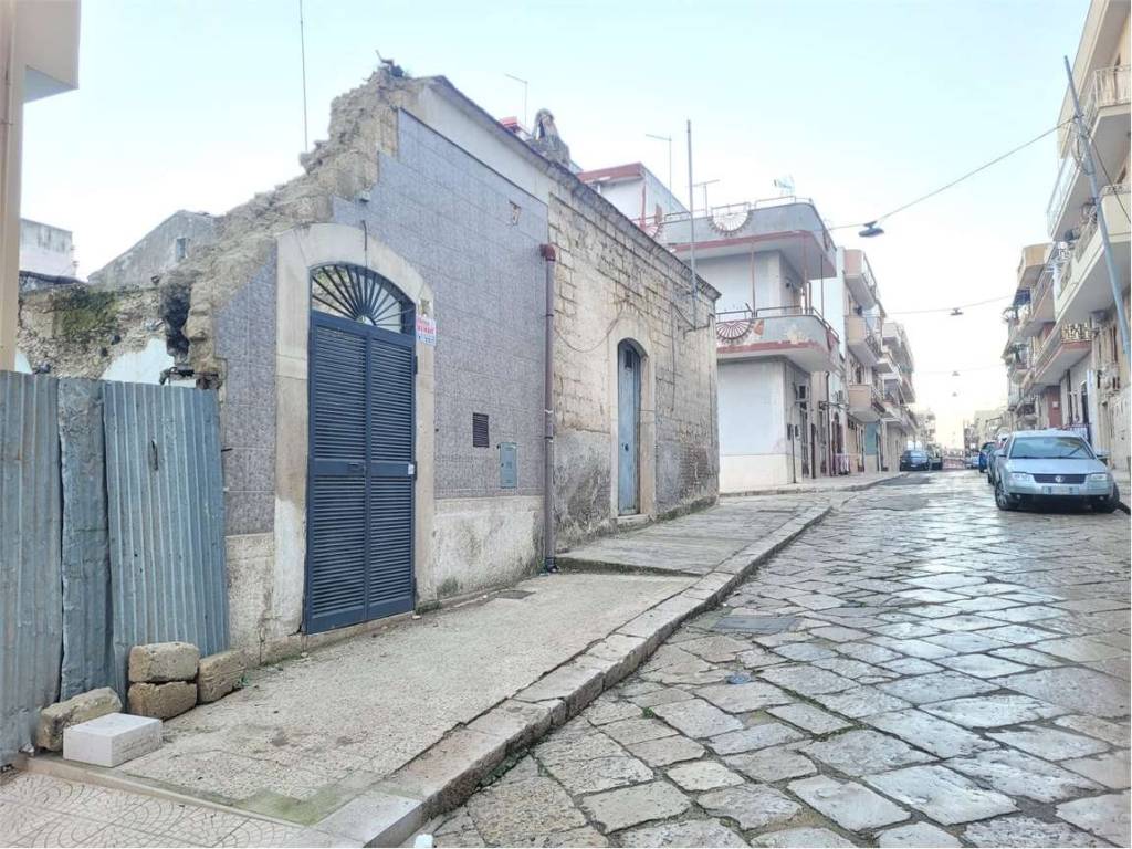Appartamento a Cerignola in VIA ALESSANDRO VOLTA, 24 - Foto 2