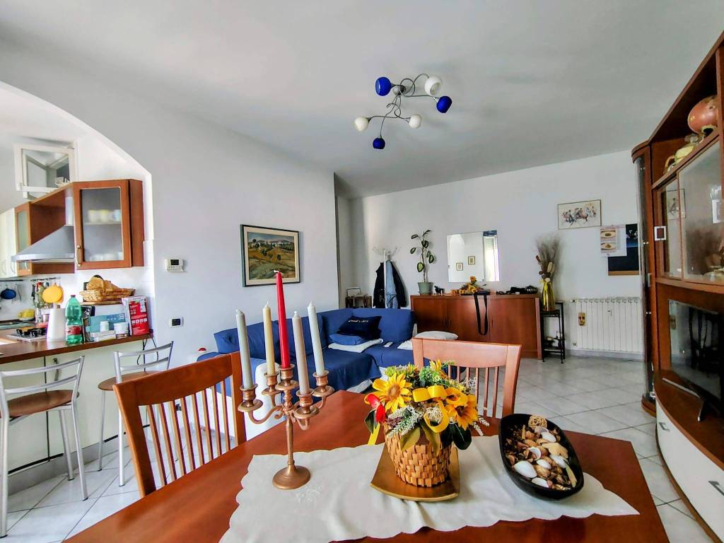 Appartamento a Ameglia in Via Costro - Foto 2