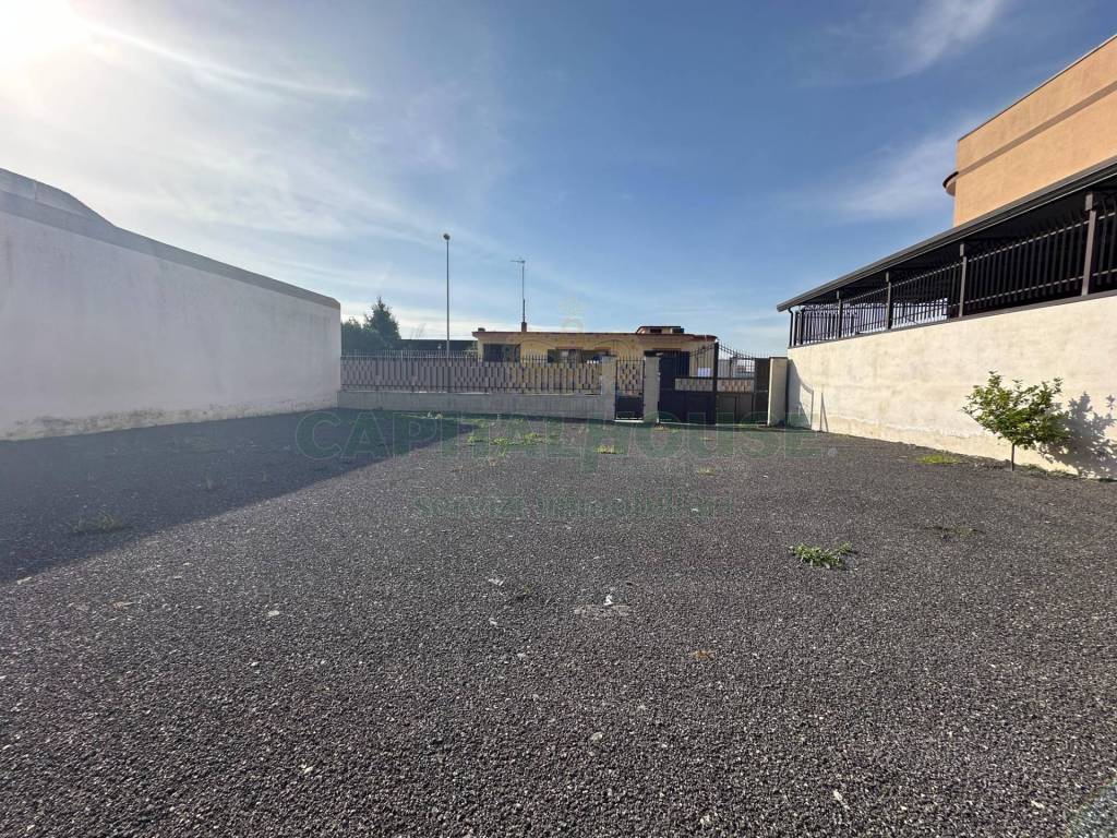 Terreno a Afragola in VIA CINQUEVIE - Foto 4