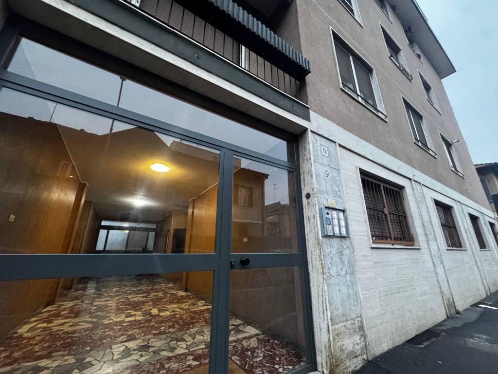 Appartamento a Corsico in Via 25 Aprile, 11 - Foto 2