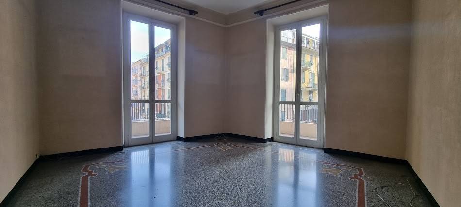 Appartamento a Savona in Via Acqui - Foto 2